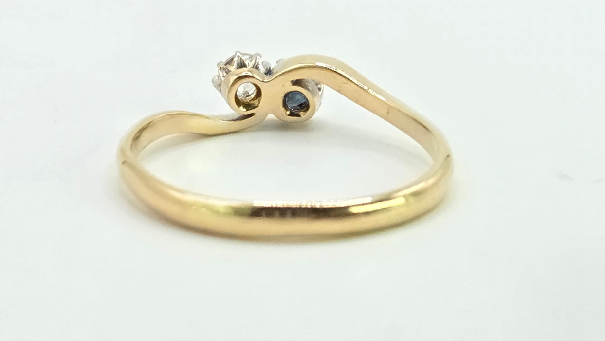 Antique: 18ct Yellow Gold Sapphire & Diamond Moi et Toi Crossover Ring — From 1910