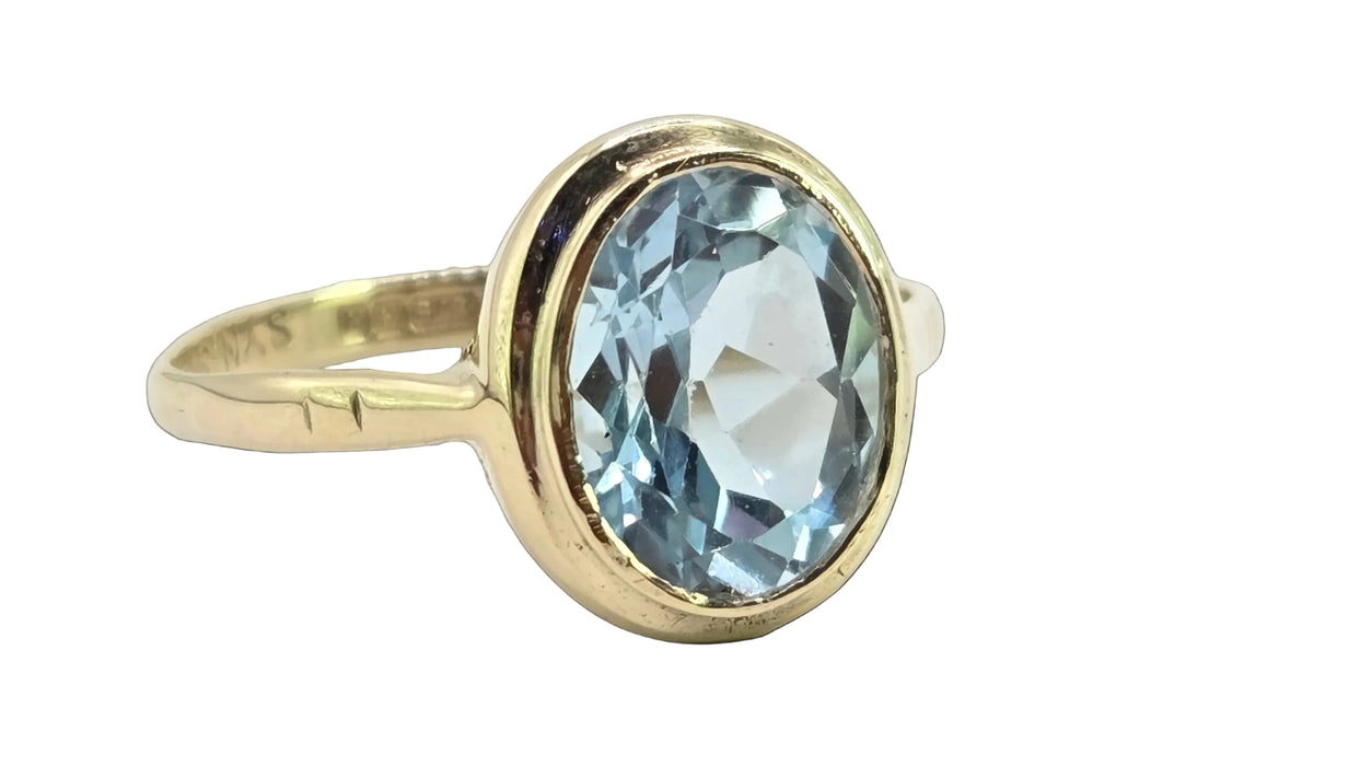 Vintage: 9ct Yellow Gold Blue Topaz Solitaire Ring — From 1966