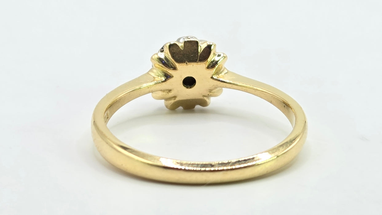 Vintage: 18ct Yellow Gold Emerald & Diamond Target Ring — From 1970