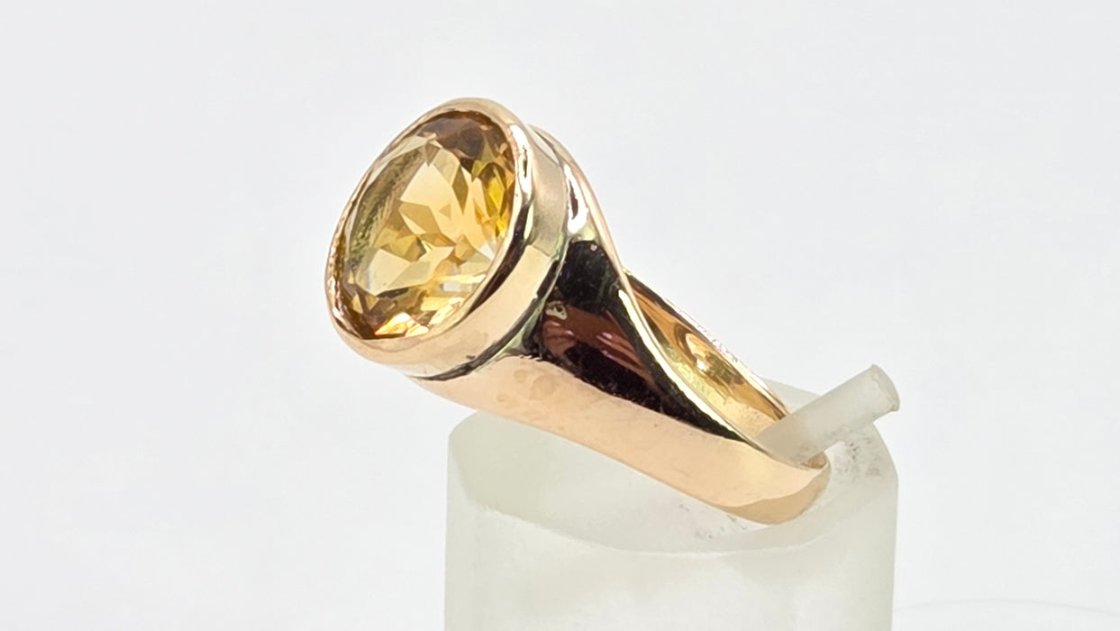Antique: 15ct Yellow Gold Citrine Solitaire Ring — Pre 1932