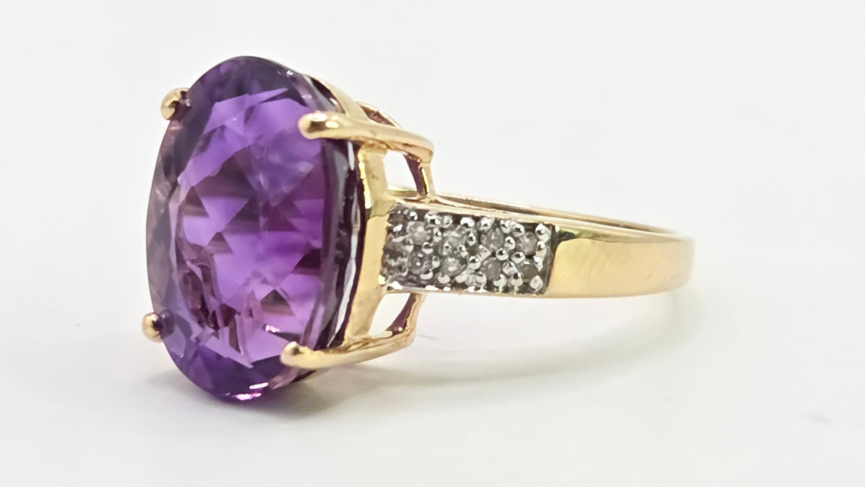 Vintage: 9ct Yellow Gold Amethyst & Diamond Cocktail Ring