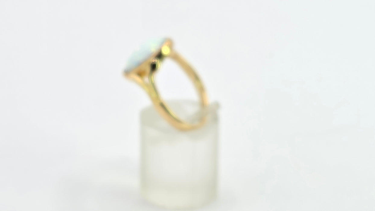 Vintage: 18ct Yellow Gold Opal Signet Ring — From 1958