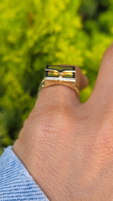 Antique: 18ct Yellow Gold Art Deco Blue Enamel Secret Compartment/ Poison Ring