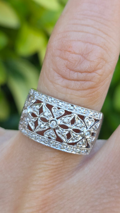 Vintage: 9ct White Gold 39 Diamond Openwork Statement Ring — 1ct