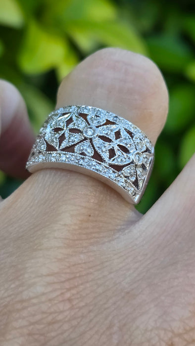 Vintage: 9ct White Gold 39 Diamond Openwork Statement Ring — 1ct