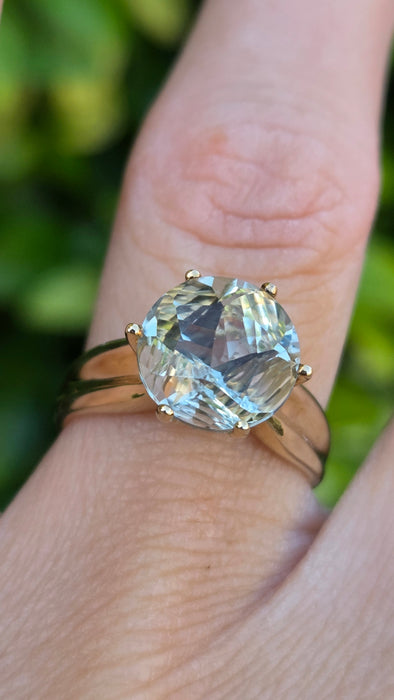 Vintage: 9ct Gold Green Amethyst Solitaire Ring