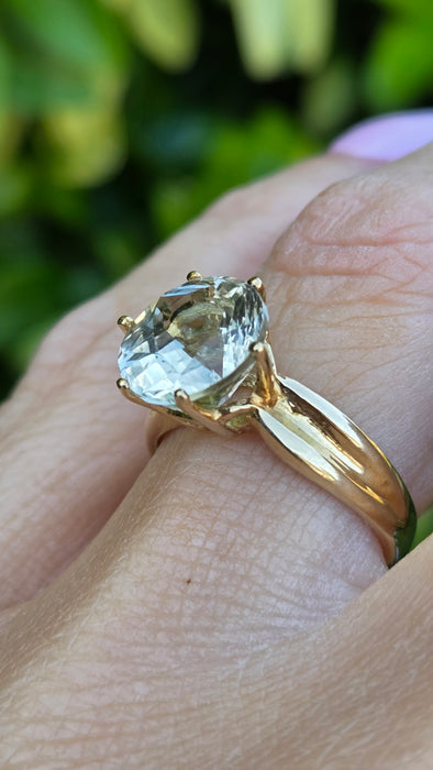 Vintage: 9ct Gold Green Amethyst Solitaire Ring
