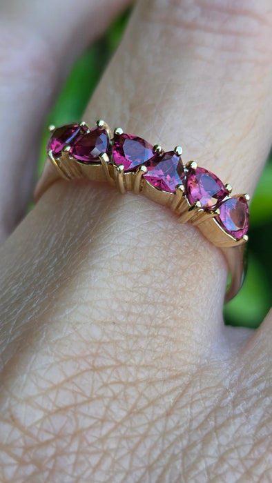 Vintage: 9ct Gold Almandine Garnet Half Eternity Stacker Ring