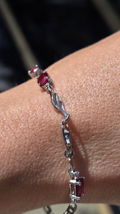 Vintage: 14ct White Gold Ruby & Diamond Bracelet