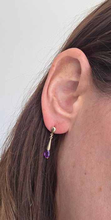 Vintage: 9ct Yellow Gold Pear Amethyst Torpedo Drop Earrings