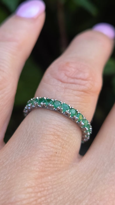 Vintage: 9ct White Gold Emerald Full Eternity Ring