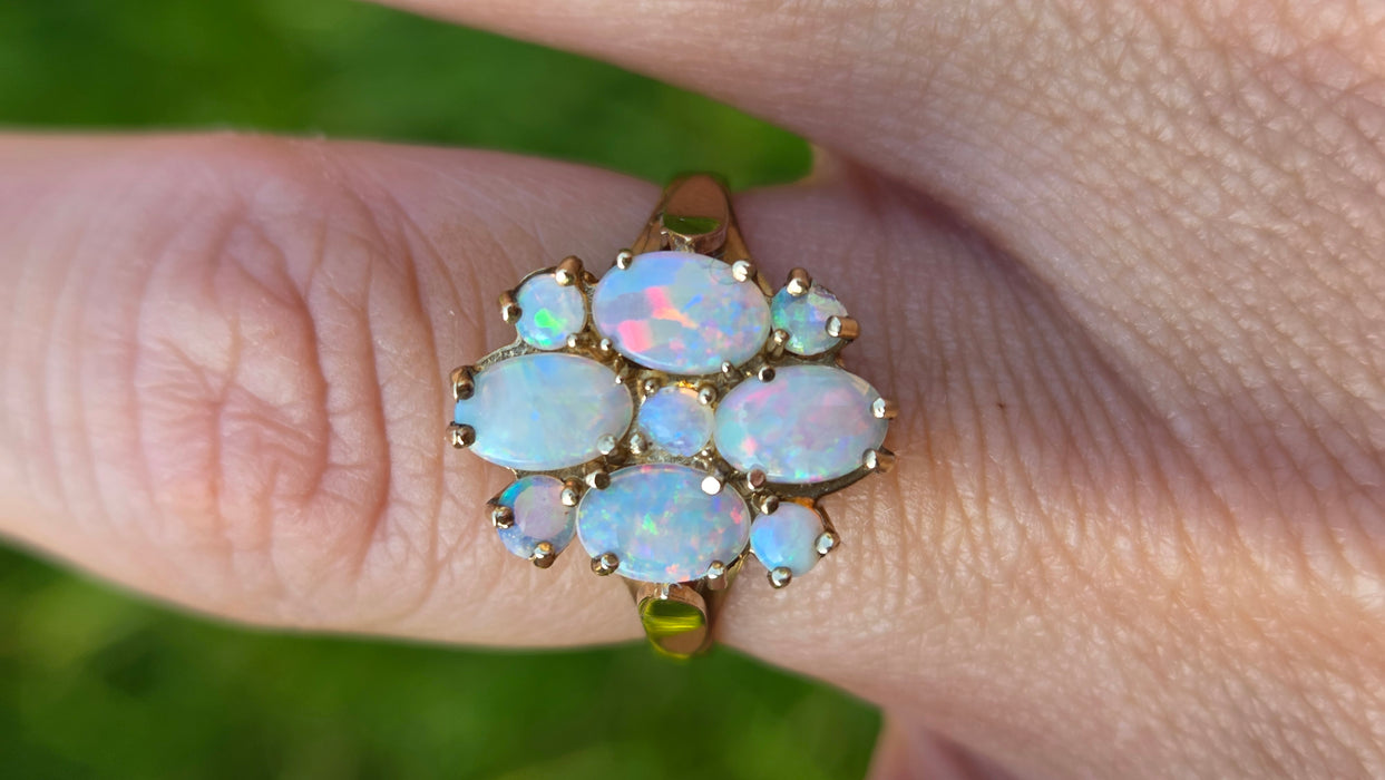 Vintage: 9ct Yellow Gold Nine Stone Opal Cluster Ring