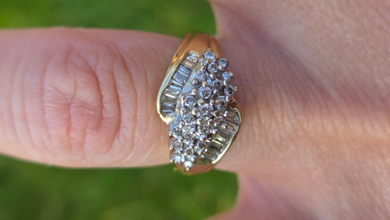 Vintage: 9ct Yellow Gold Diamond Cascade Cluster Ring