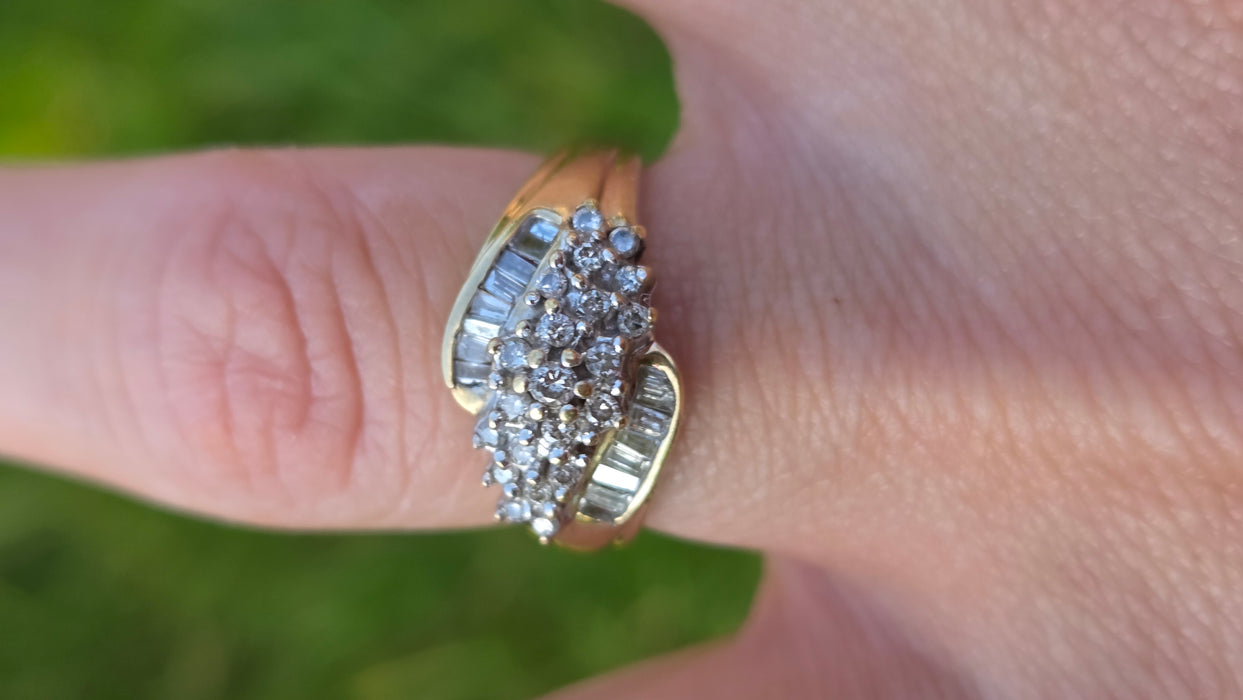 Vintage: 9ct Yellow Gold Diamond Cascade Cluster Ring