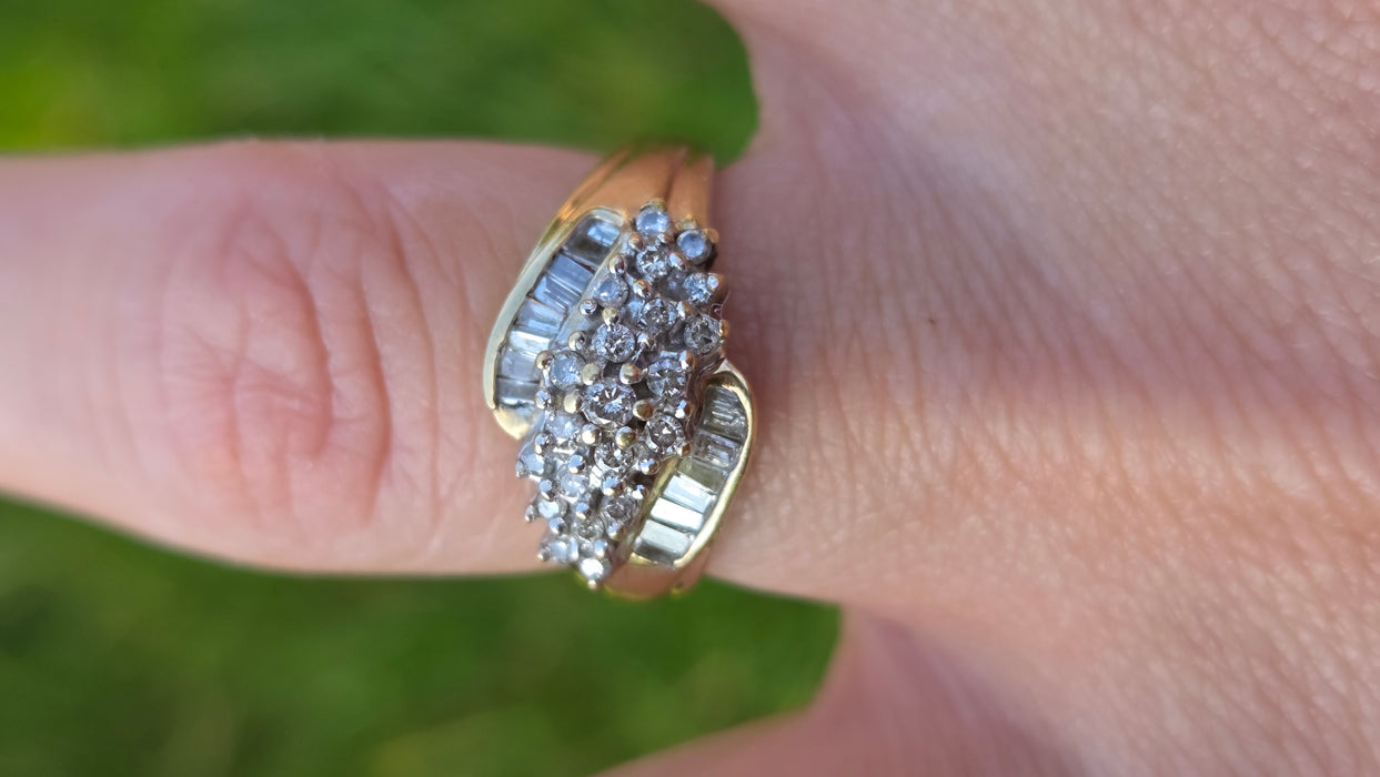 Vintage: 9ct Yellow Gold Diamond Cascade Cluster Ring