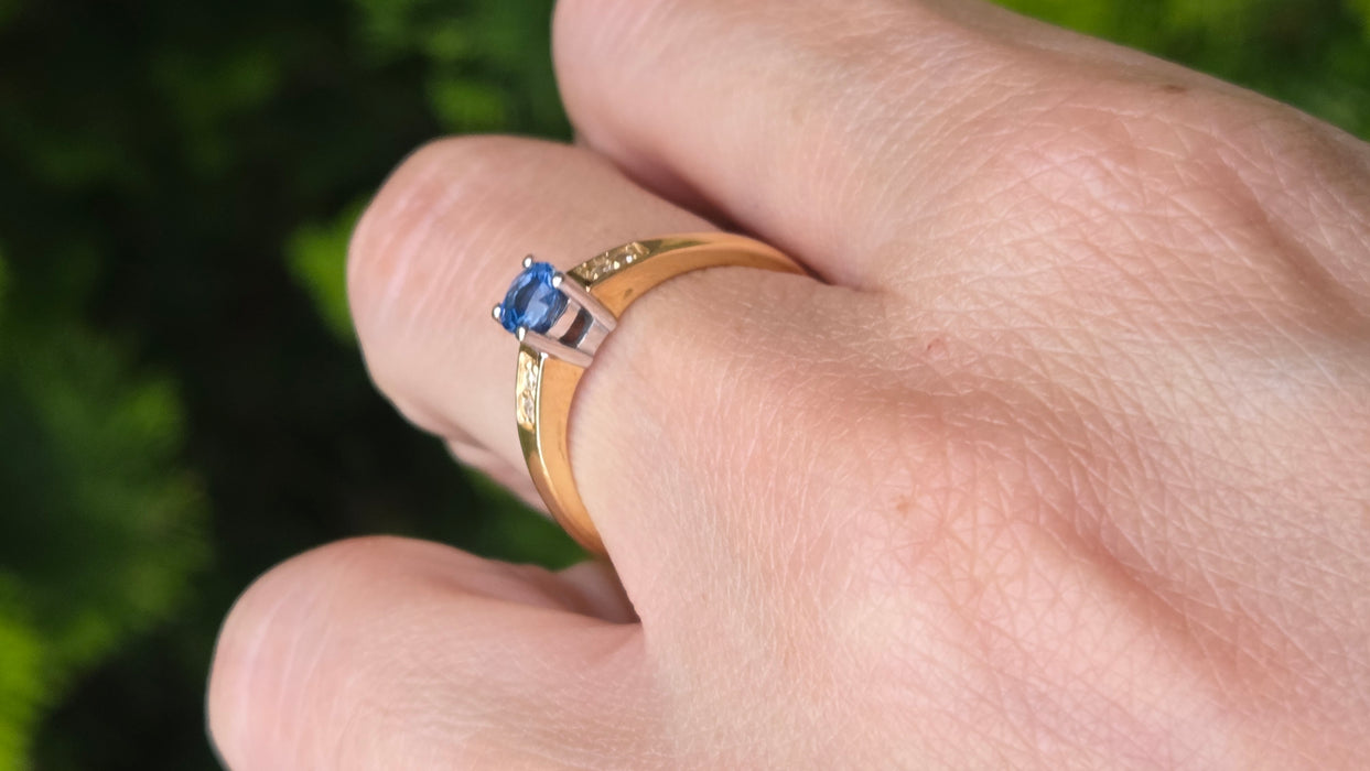 Vintage: 18ct Yellow Gold Sapphire & Diamond Dress Ring — From 1995