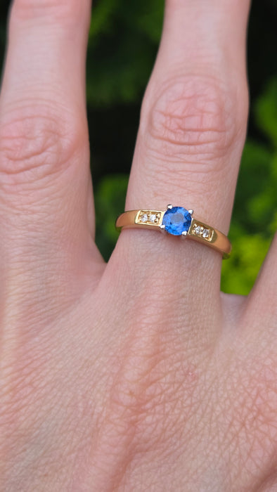 Vintage: 18ct Yellow Gold Sapphire & Diamond Dress Ring — From 1995