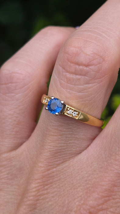 Vintage: 18ct Yellow Gold Sapphire & Diamond Dress Ring — From 1995
