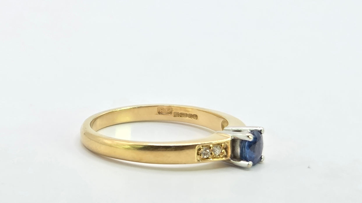 Vintage: 18ct Yellow Gold Sapphire & Diamond Dress Ring — From 1995