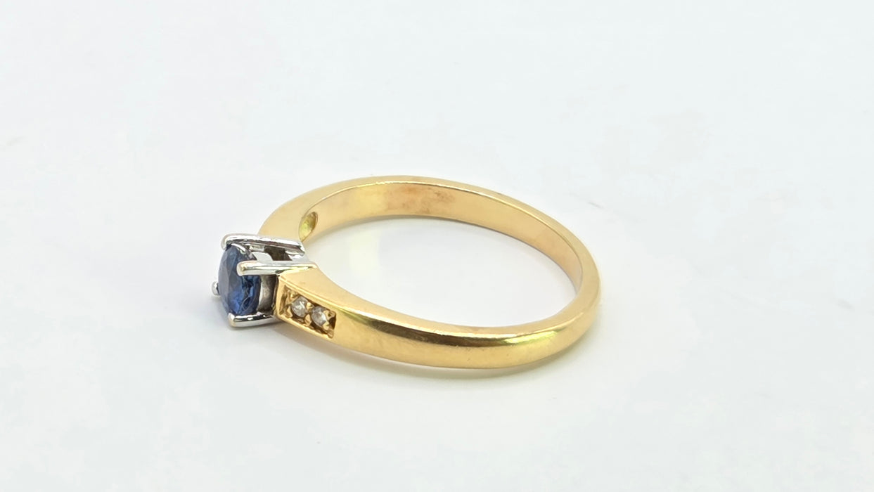 Vintage: 18ct Yellow Gold Sapphire & Diamond Dress Ring — From 1995