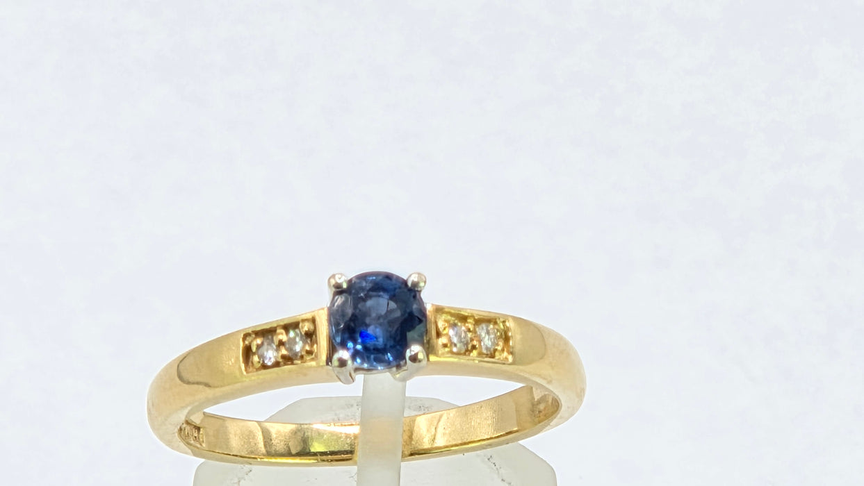 Vintage: 18ct Yellow Gold Sapphire & Diamond Dress Ring — From 1995