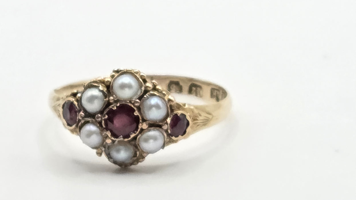 Antique: 12ct Yellow Gold Garnet & Seed Pearl Cluster Ring