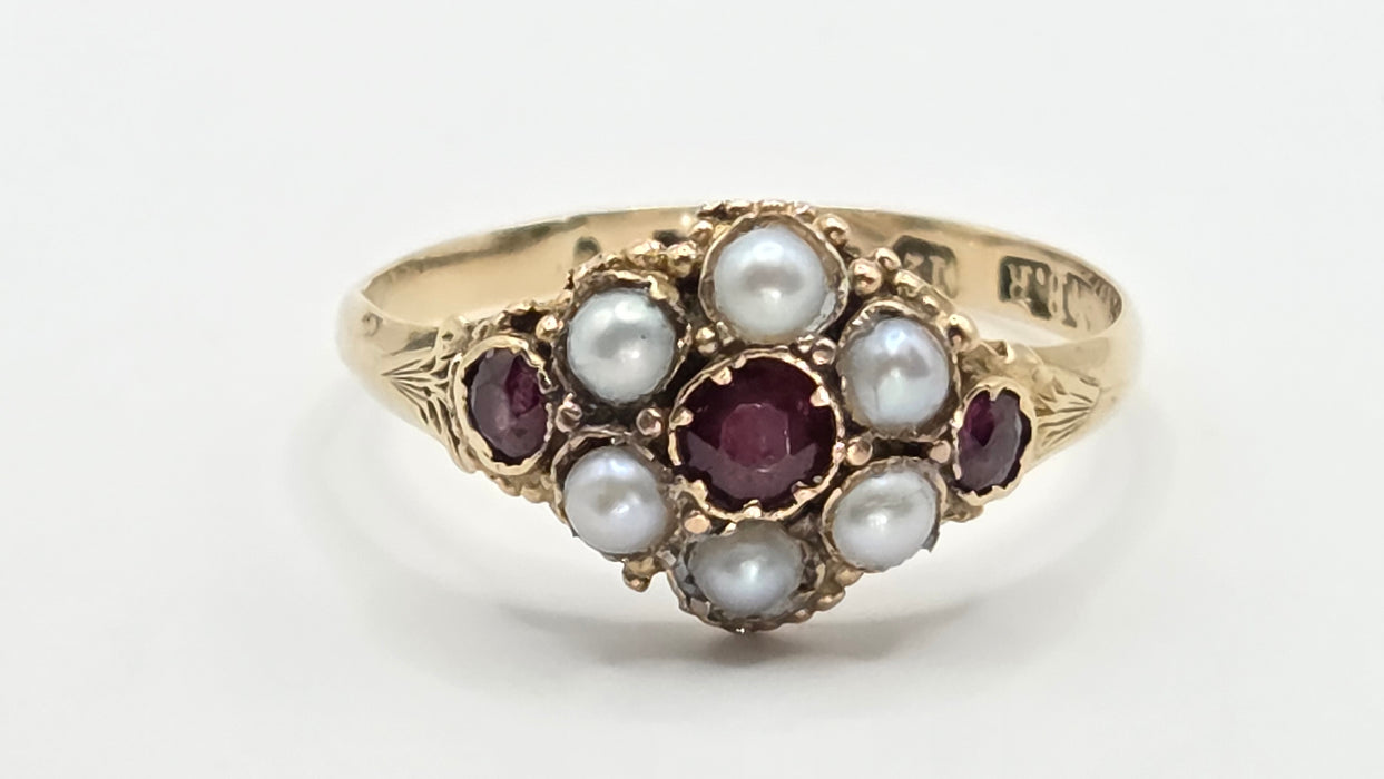 Antique: 12ct Yellow Gold Garnet & Seed Pearl Cluster Ring