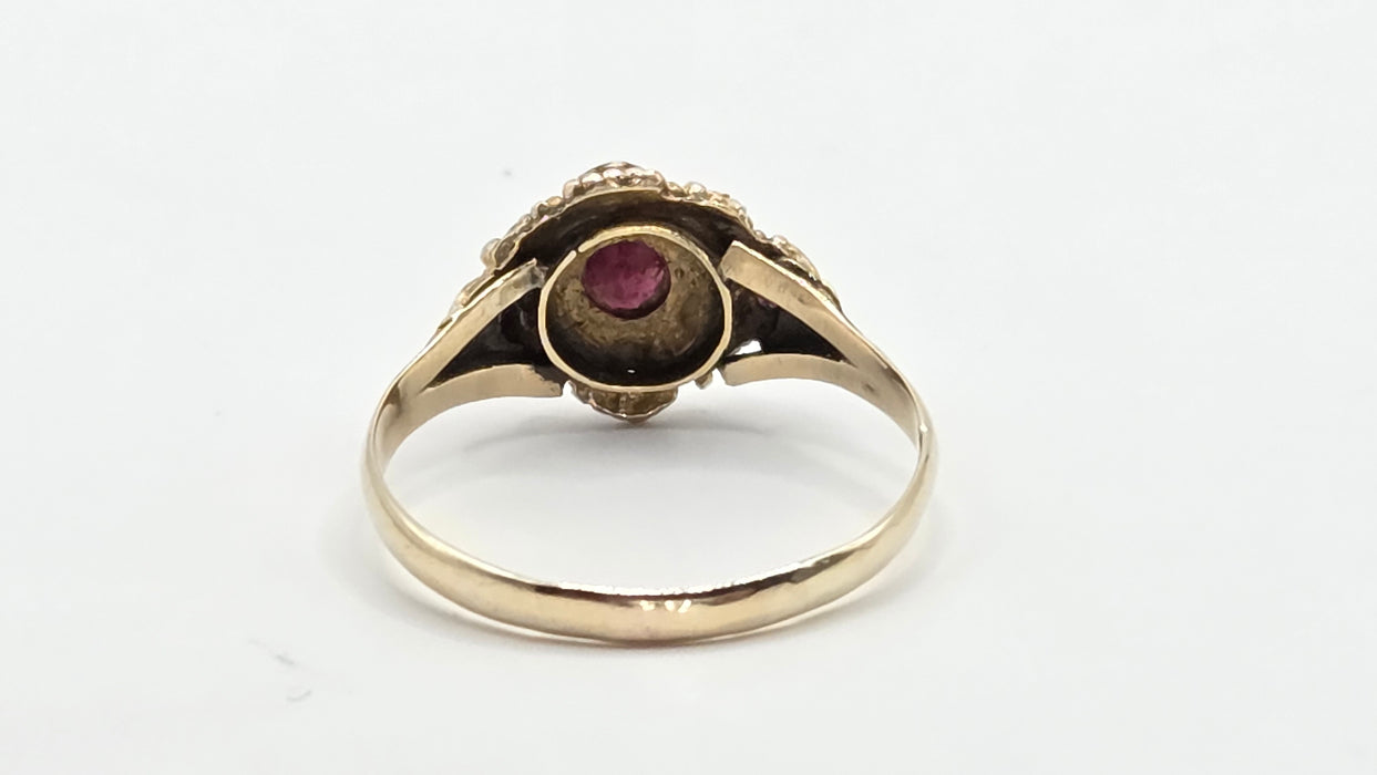 Antique: 12ct Yellow Gold Garnet & Seed Pearl Cluster Ring