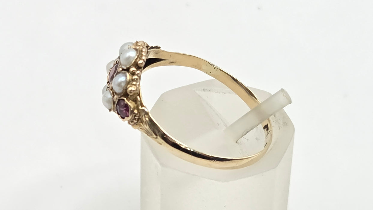 Antique: 12ct Yellow Gold Garnet & Seed Pearl Cluster Ring