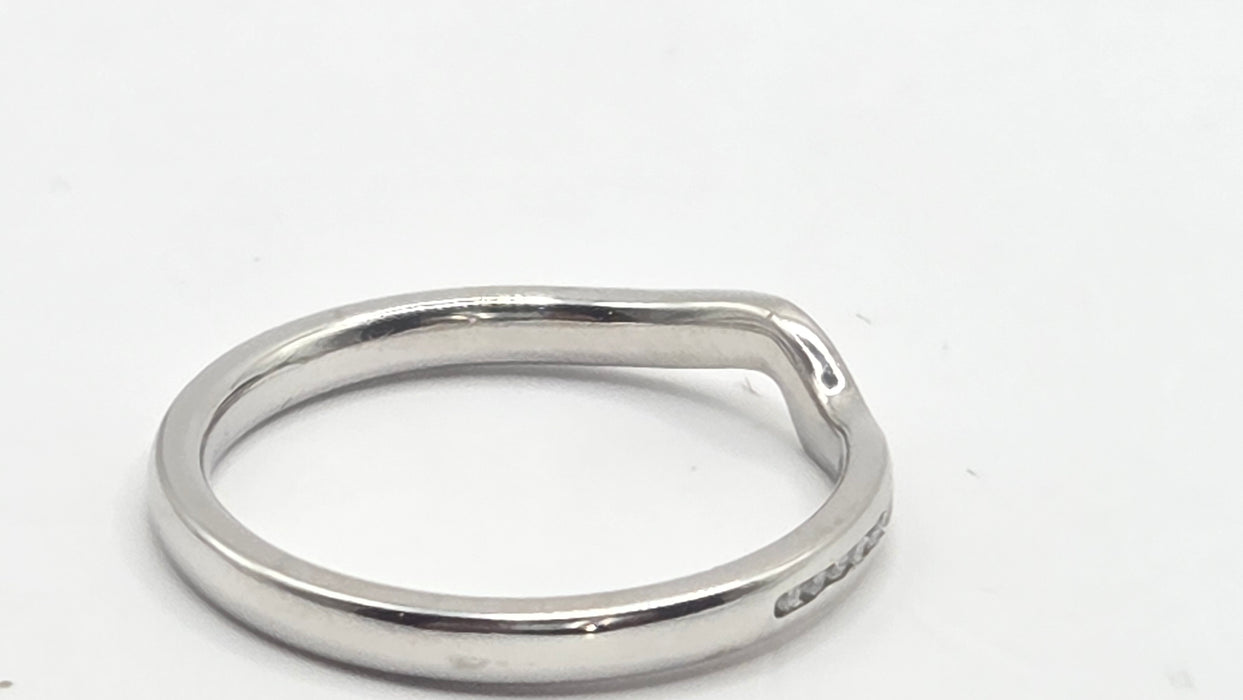 Vintage: Platinum Diamond Shaped Wedding Band [Partners with 3818] — 0.15ct