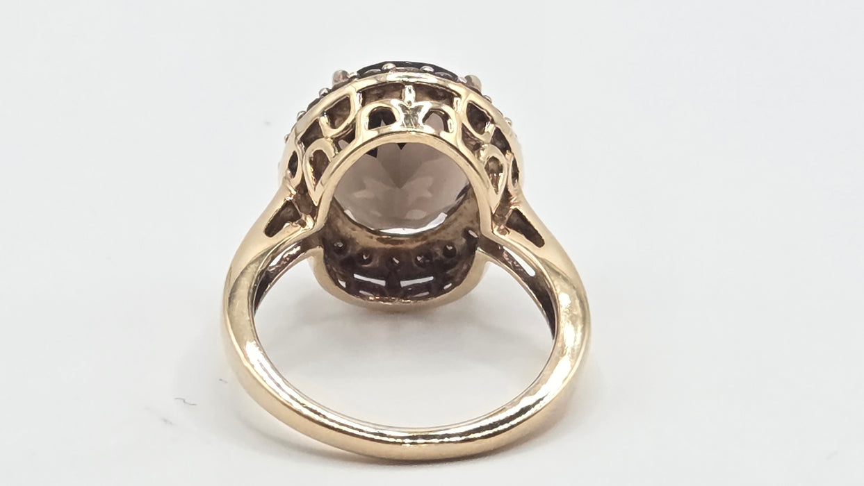 Vintage: 9ct Yellow Gold Smoky Quartz & Champagne Diamond Oval Cluster Ring