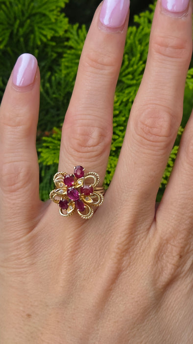 6637: Vintage: 14ct Gold Rubies Diamonds Cocktail Cluster Ring