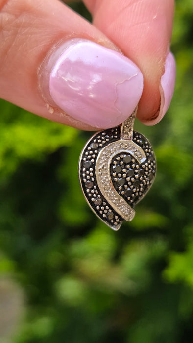 Vintage: 9ct White Gold Black & White Diamond Pavé Heart Pendant