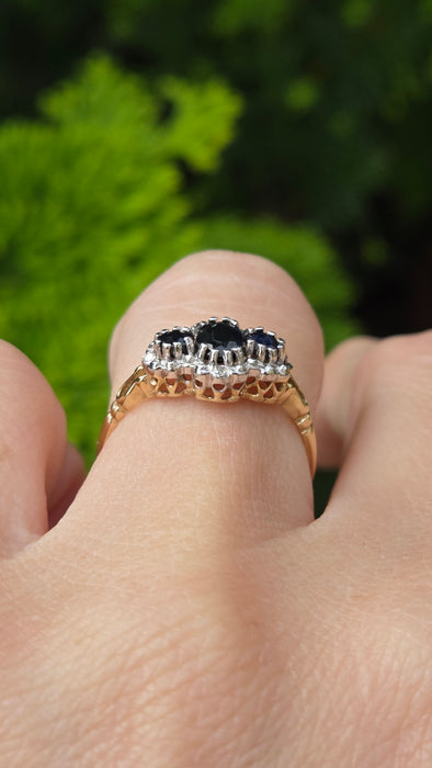 Vintage: 9ct Gold Sapphire & Diamond Marquise Cluster Ring