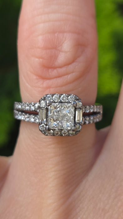 Vintage: 18ct White Gold Princess Cut Diamond Halo Dress Ring — 1.00ct