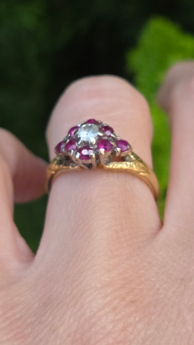 Vintage: 18ct Yellow Gold Ruby & Diamond Cluster Ring