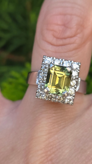 6448 Vintage: 18ct White Gold Yellow Sapphire {3.15ct) Diamonds Cocktail Ring