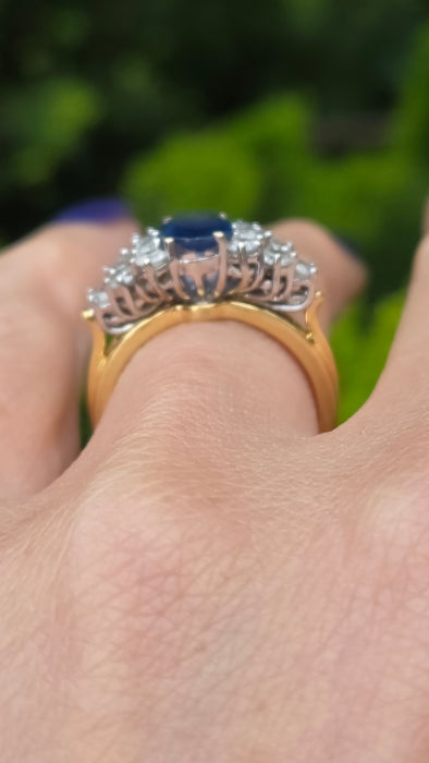 Vintage: 18ct Yellow Gold Sapphire 1.17ct & Diamond 0.85ct Trefoil Cluster Dress Ring