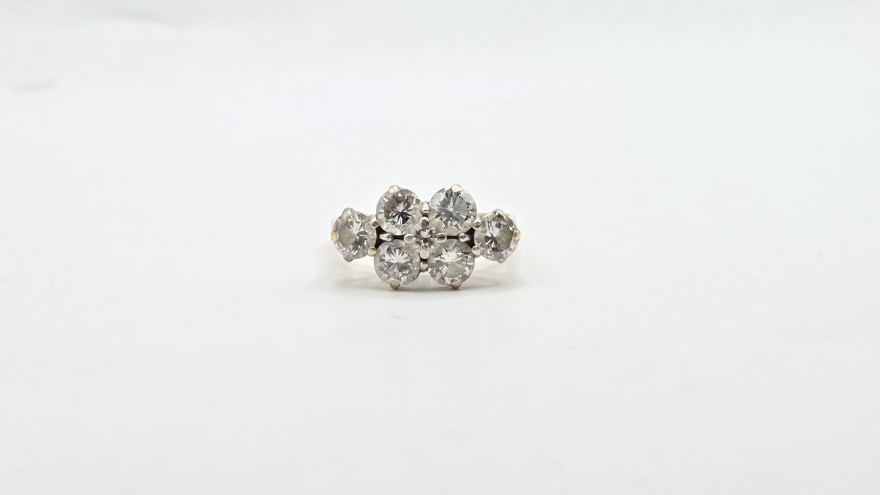Vintage: 18ct Yellow Gold 7 Diamond Elongated Cluster Ring — 2.50ct
