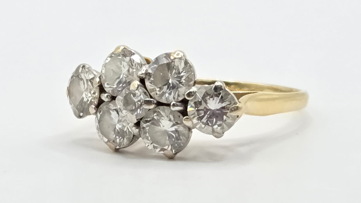 Vintage: 18ct Yellow Gold 7 Diamond Elongated Cluster Ring — 2.50ct