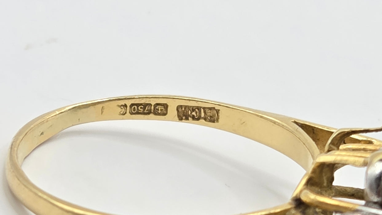 Vintage: 18ct Yellow Gold 7 Diamond Elongated Cluster Ring — 2.50ct