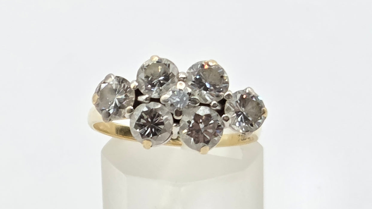 Vintage: 18ct Yellow Gold 7 Diamond Elongated Cluster Ring — 2.50ct