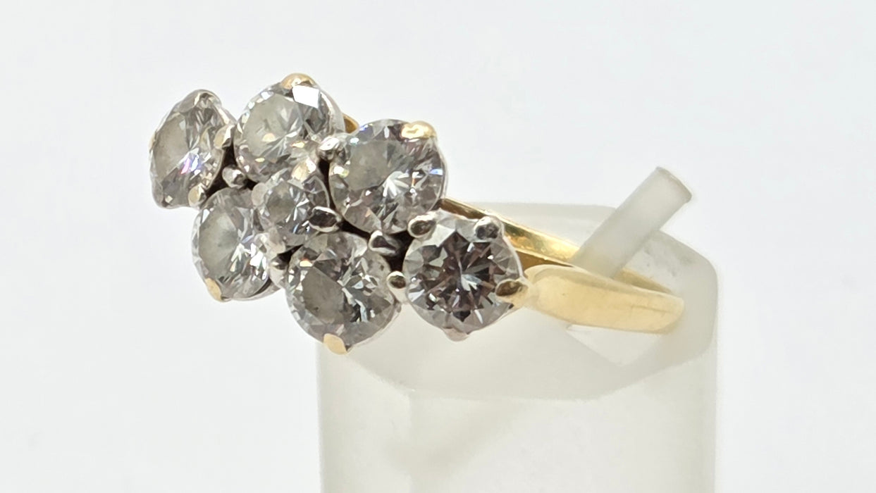 Vintage: 18ct Yellow Gold 7 Diamond Elongated Cluster Ring — 2.50ct