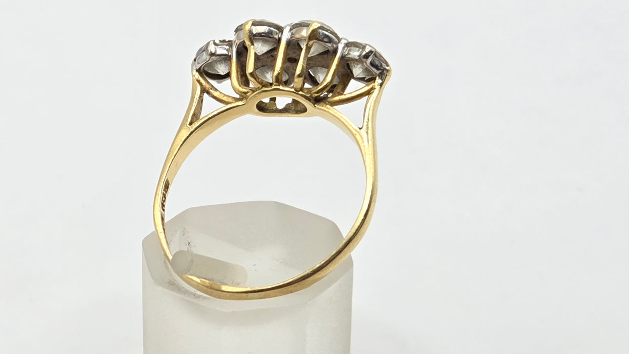 Vintage: 18ct Yellow Gold 7 Diamond Elongated Cluster Ring — 2.50ct