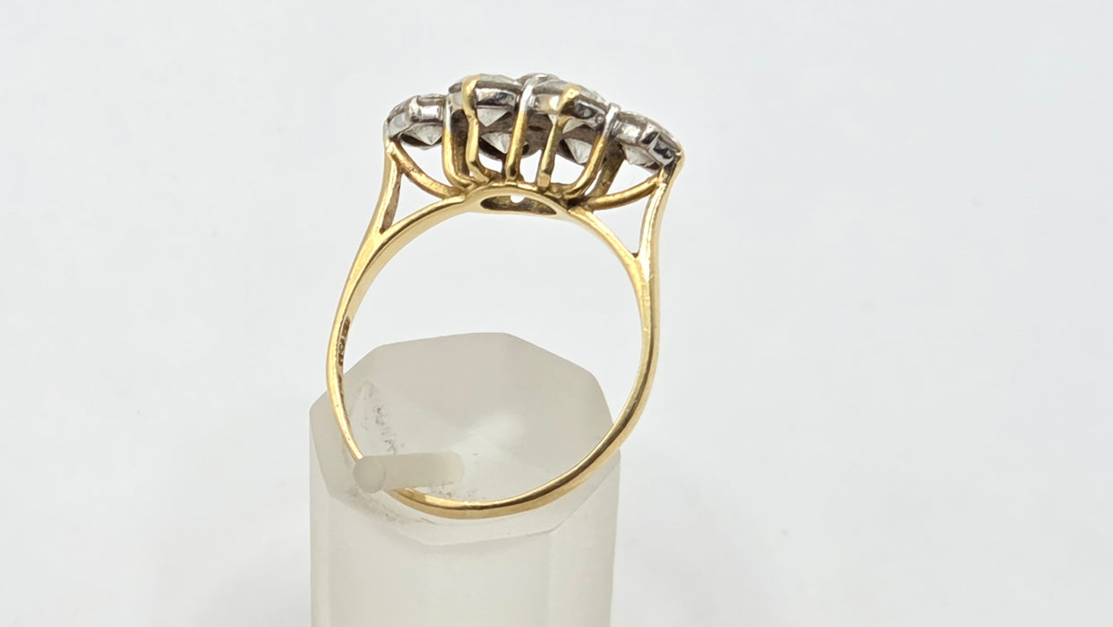 Vintage: 18ct Yellow Gold 7 Diamond Elongated Cluster Ring — 2.50ct