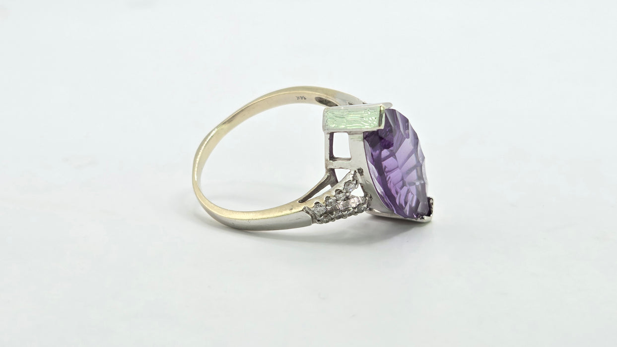 Vintage: 14ct White Gold Purple Sapphire 6.91ct & Diamond Ring