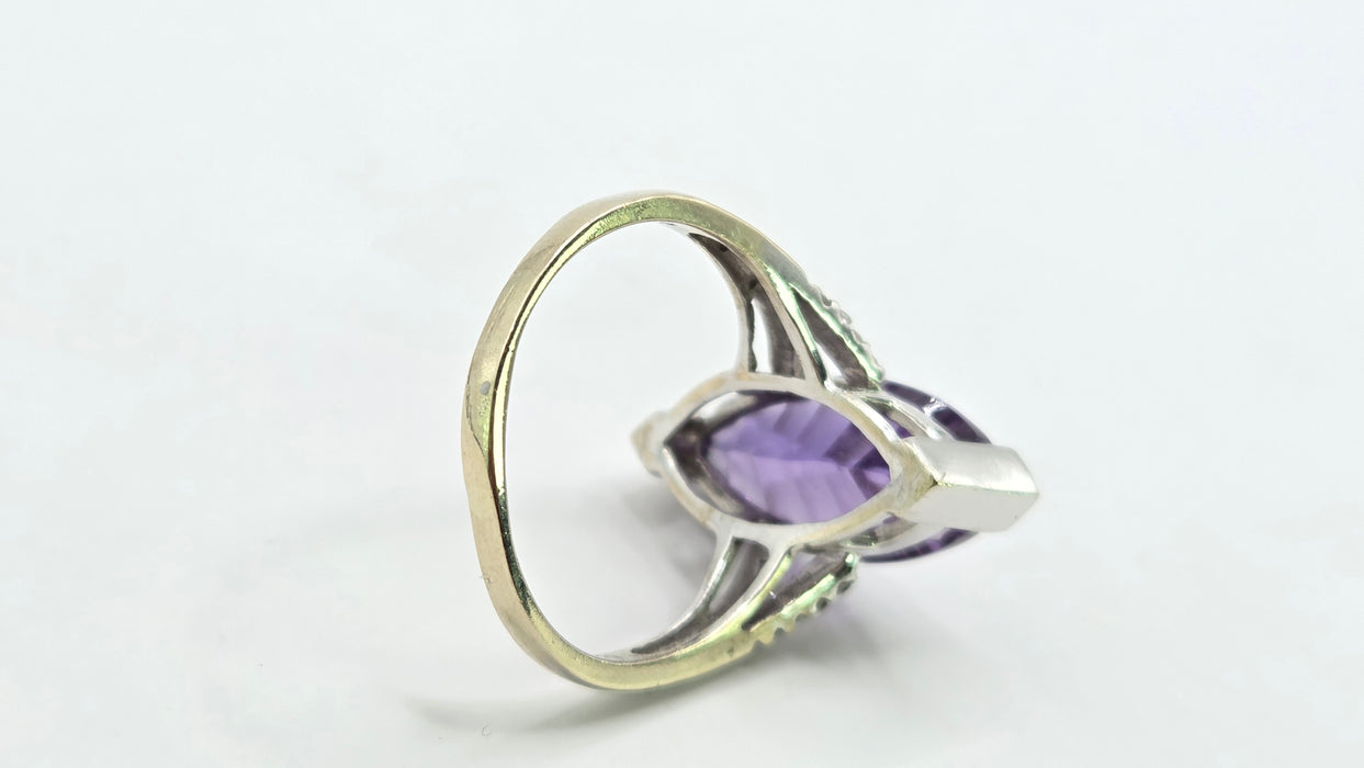 Vintage: 14ct White Gold Purple Sapphire 6.91ct & Diamond Ring