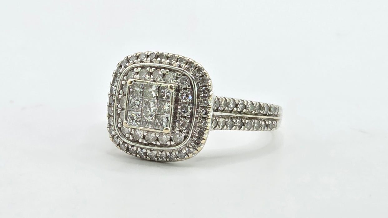 Vintage: 18ct White Gold 93 Diamond 1.00ct Three-Tier Cluster Ring