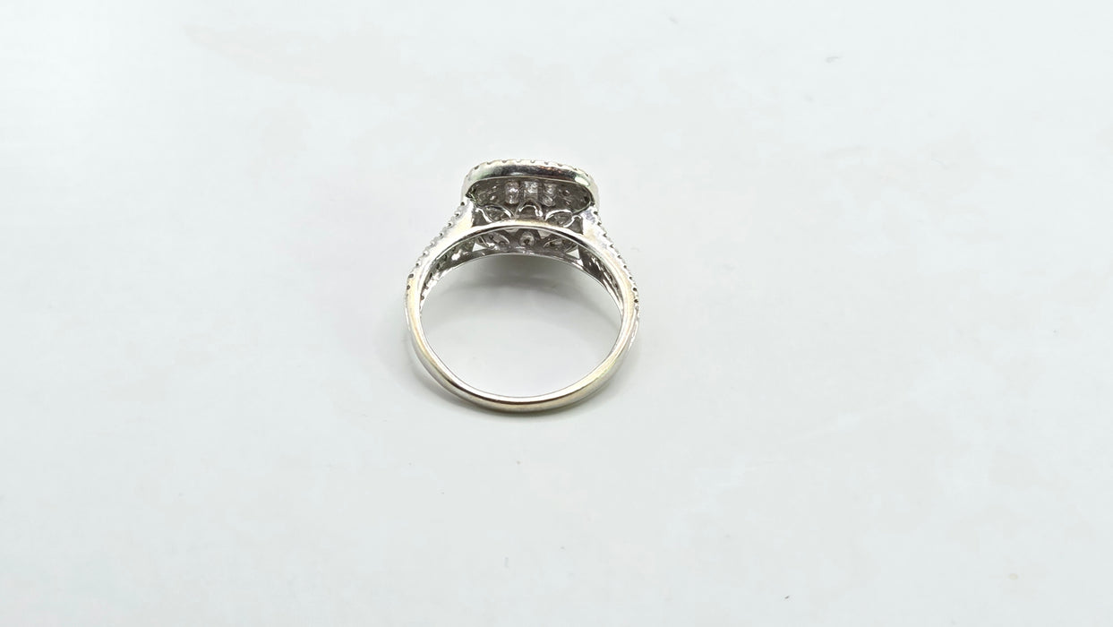Vintage: 18ct White Gold 93 Diamond 1.00ct Three-Tier Cluster Ring