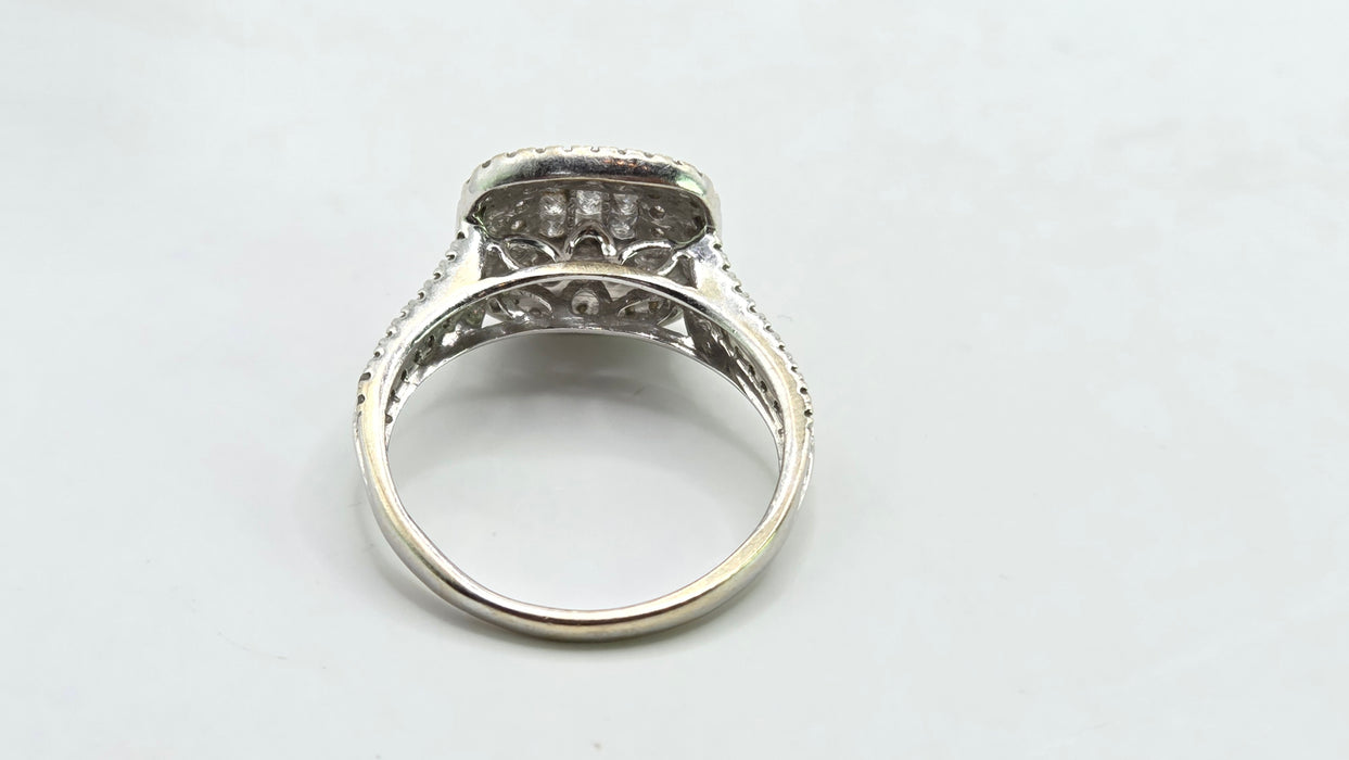Vintage: 18ct White Gold 93 Diamond 1.00ct Three-Tier Cluster Ring